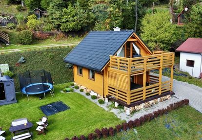 Całoroczny domek z widokiem na jezioro i góry