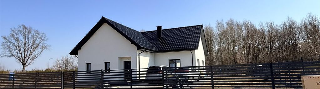 Nowy dom parterowy w konikowie.