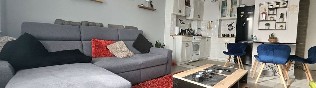 2 pokoje nieopodal galerii venus