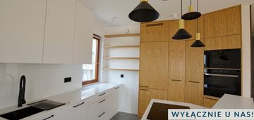 3 pokoje_taras 40m2_garaż apartamentowiec_metro