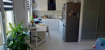 Kawalerka na pradze-południe