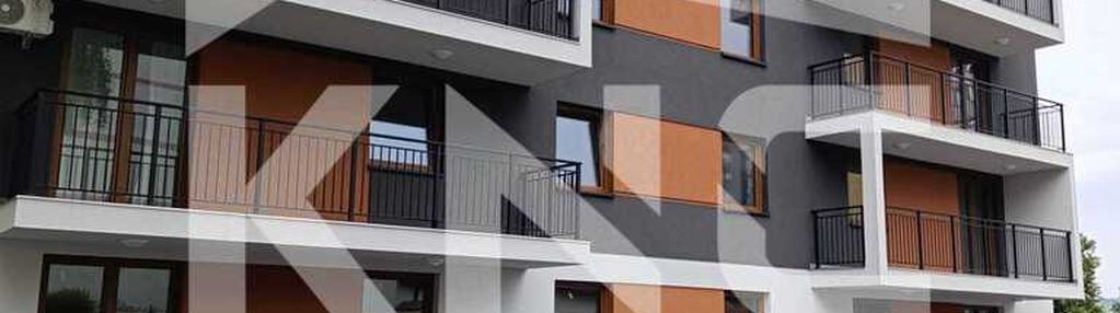 Bezczynszowe 1 piętro  37,50 z balkonem