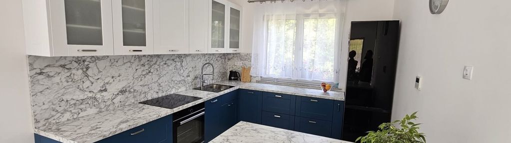 Nieduży nowy dom - walim, glinno