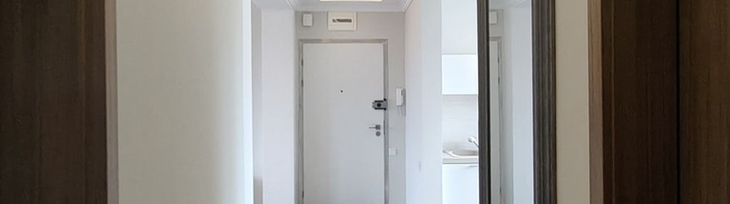 Wygodny apartament w sercu łazarza z tarasem