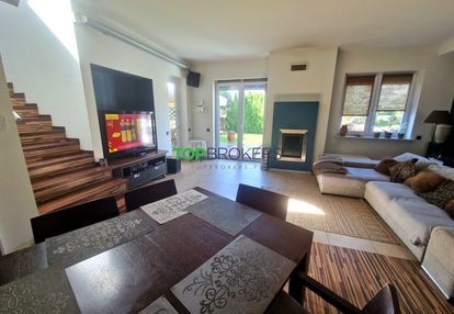 Komfortowy dom z ogrodem, super dla rodziny