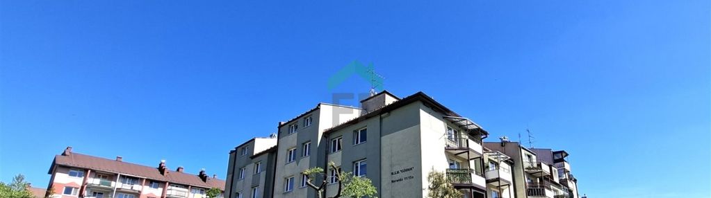 Czteropokojowe mieszkanie na wyczerpach.