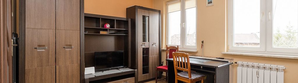 2/3 pokoje z oddzielną kuchnią centrum otwocka