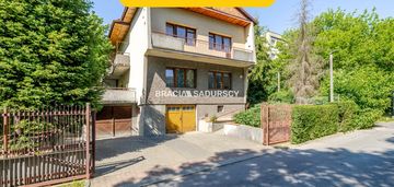 Bliźniak/prądnik czerwony/3 kondygnacje /dz. 2,7a