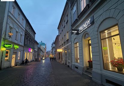 Kawalerka w centrum w pakiecie inwestycyjnym!