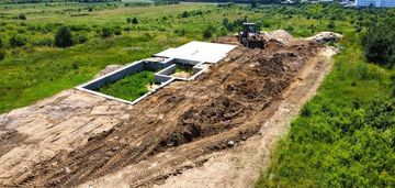Działka widokowa z rozpoczętą budową kielce