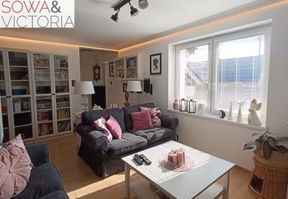 Wypielęgnowany dom w pobliżu śródmieścia