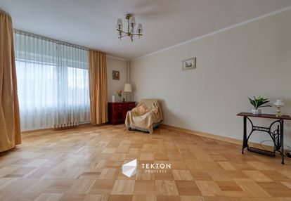 Klimatyczne mieszkanie na sadybie