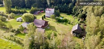 Siedlisko 4776 m2 obok zalewu i lasu * 2 domy i budynki gospodarcze