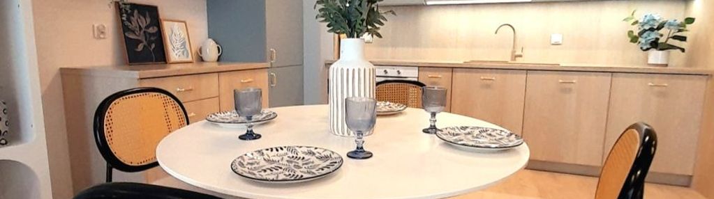 Apartamentowiec: umeblowane i wyposazone