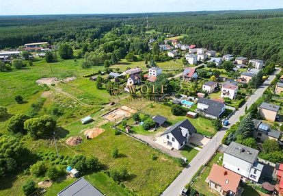 Urokliwa działka budowlana w zielonej części kalet