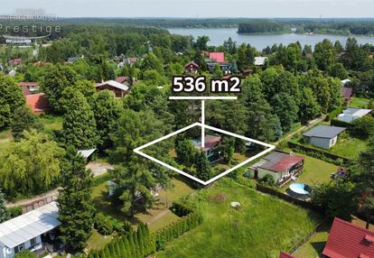 Działka 536 m² z domkiem – blisko jeziora