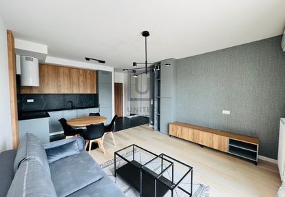 2 pokoje * klimatyzacja * balkon * garaż