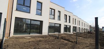 Segment z garażem i ogrodem -gotowy do odbioru