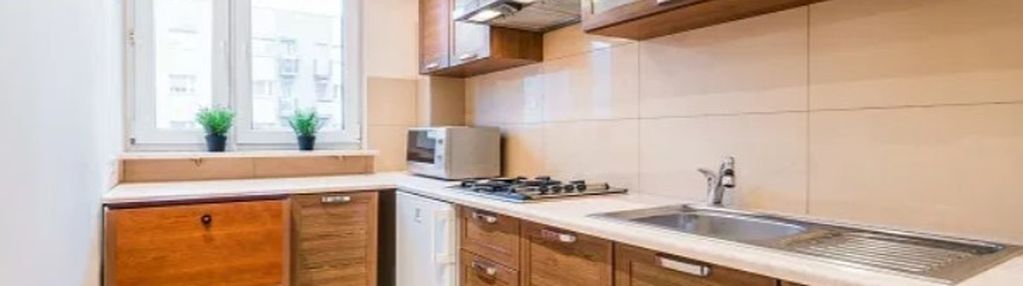 3 pokojowe mieszkanie przy al. dwudziestolatków