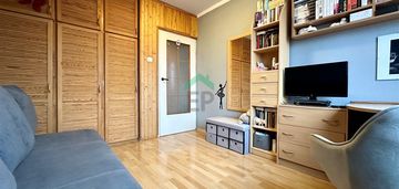 Trzy pokoje przy michałowskiego na sprzedaż