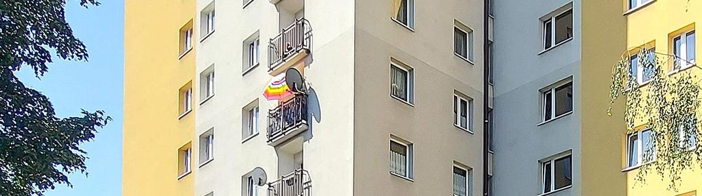 2 pokoje po remoncie z balkonem