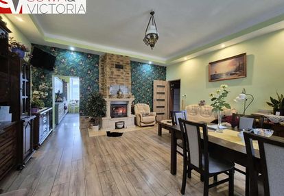 Mieszkanie z ogrodem na obrzeżach głuszycy.