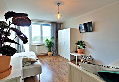 Widok na morze,2 niezależne pokoje+kuchnia,balkon