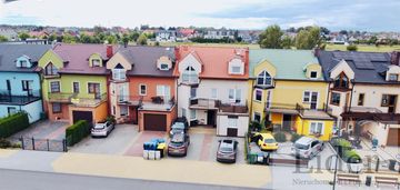 Dom z apartamentami na sprzedaż w łebie