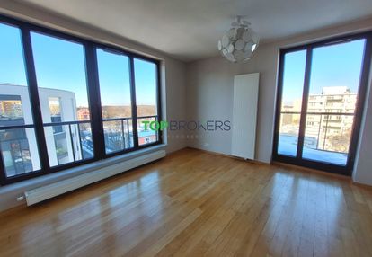 Nowoczesne 3 pokoje z tarasem, garaż