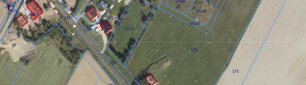 7500 m2 -pod zabudowę mieszkalną - przy drodze