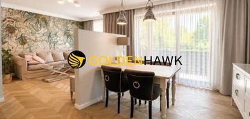 Jasne błonia przy kawiarni, 60m2 balkon, garaż!