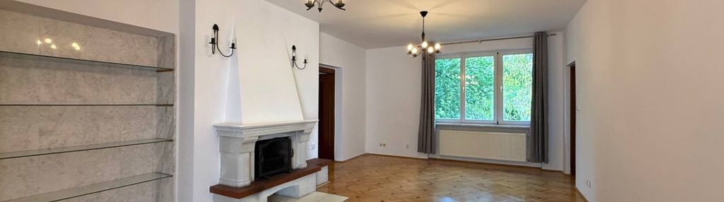Luksusowy apartament na saskiej kępie / kamienica