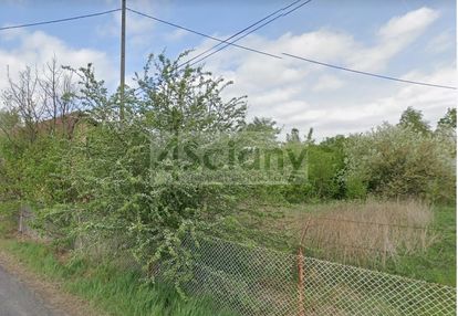 Ładna, kształtna działka w cichej okolicy