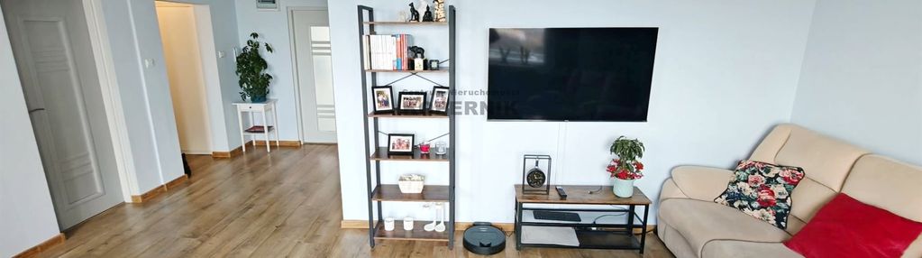 3 pokoje  62m2 , super układ ,na skarpie