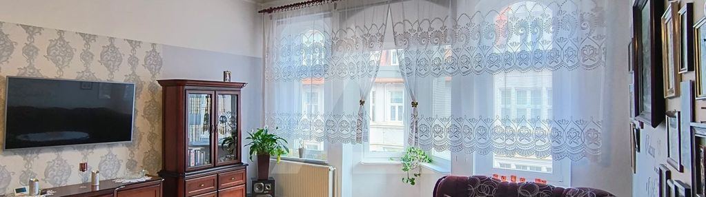Przestronne mieszkanie frontowe przy cieszkowsiego