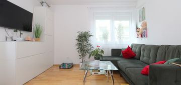 Osobna kuchnia, narożne, balkon, parking, piwnica