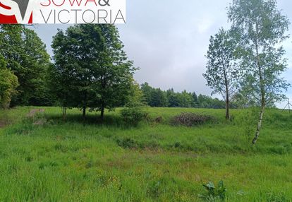 Działka w cichej uliczce, przy lesie