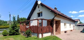 Dom pogrzebień, kornowac z dużą działką!