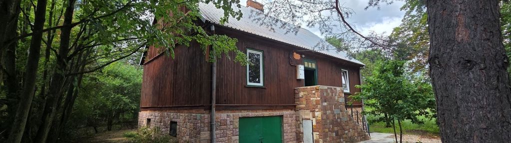 Klimatyczny dom w cichej okolicy