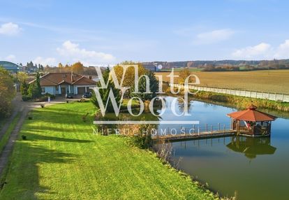 Parterowy dom na kociewskiej wsi, duża działka