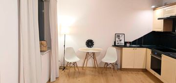 -31m2+balkon-media miejskie-piwnica-blok 2001 rok-