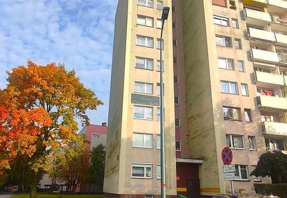 Duże trzypokojowe z niskim czynszem oś k