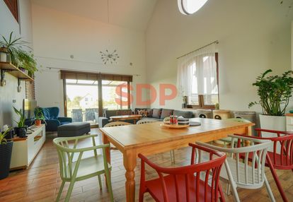 Dom wolnostojący 216,90 m² | zakrzów, gm. oława | 4 pokoje + poddasze
