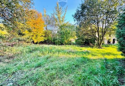 Działka budowlana 1766 m² z garażem – niedobczyce