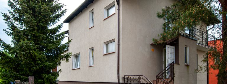 Wolnostojący dom - idealny na hotel pracowniczy