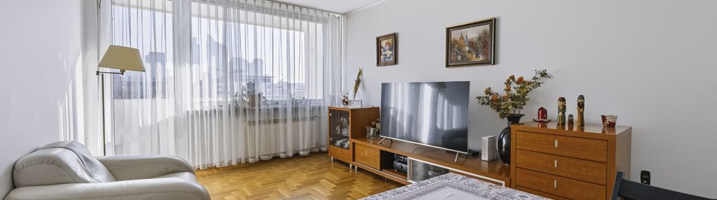 Dobra lokalizacja | rondo daszyńskiego | osobna kuchnia