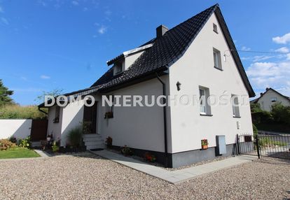 Dom wolnostojący*budynek gospodarczy*działka 1372