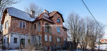 Dom na dużej działce- łuczyce