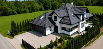 Przestronny dom/działka 8 arów/spokojna okolica