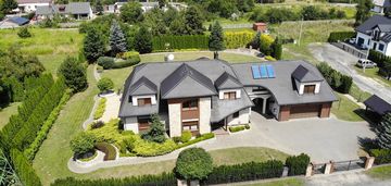 Na sprzedaz dom w wieluniu, powierzchnia 511 m2